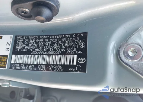 2018 Toyota Prius Three Touring z USA, uszkodzony, nr VIN JTDKARFU6J3550257